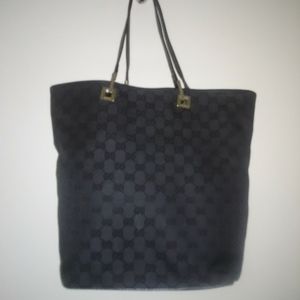 Authentic black Gucci handbag